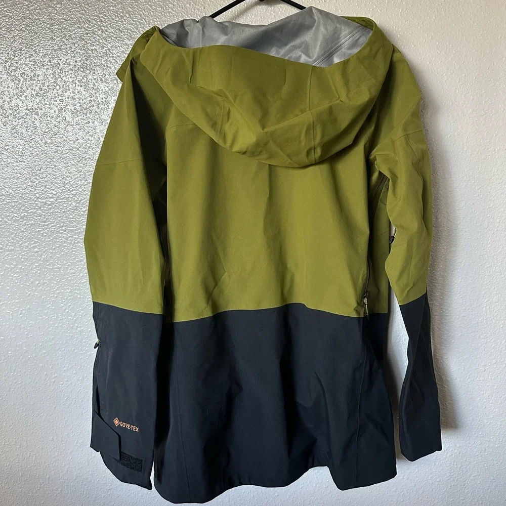 Marmot Gortex Ski Jacket - Picture 8 of 12